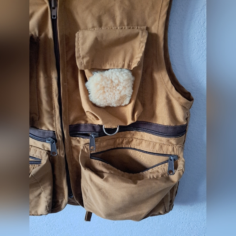 Brown Utility Vest with Multiple Pockets - Picture 4 of 6